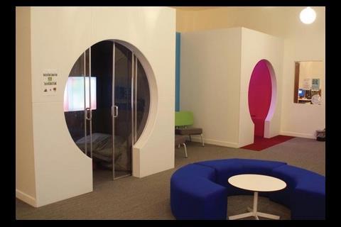 Pods in break-out spaces outside of the classroom enable small groups to work without disturbing others 
